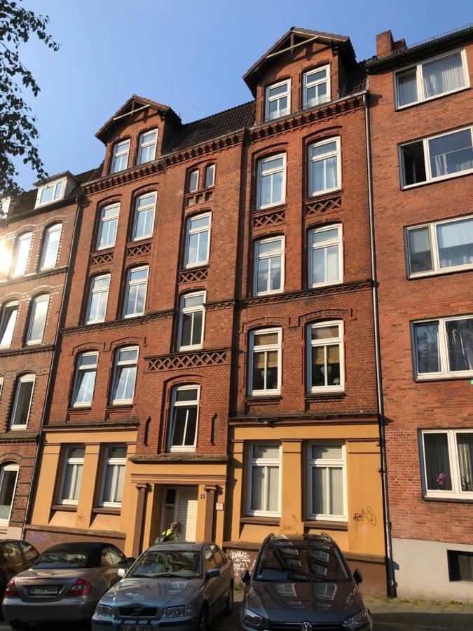 Ferienwohnung Perfekter Altbaucharme in zentraler Lage ! Kiel Exterior foto